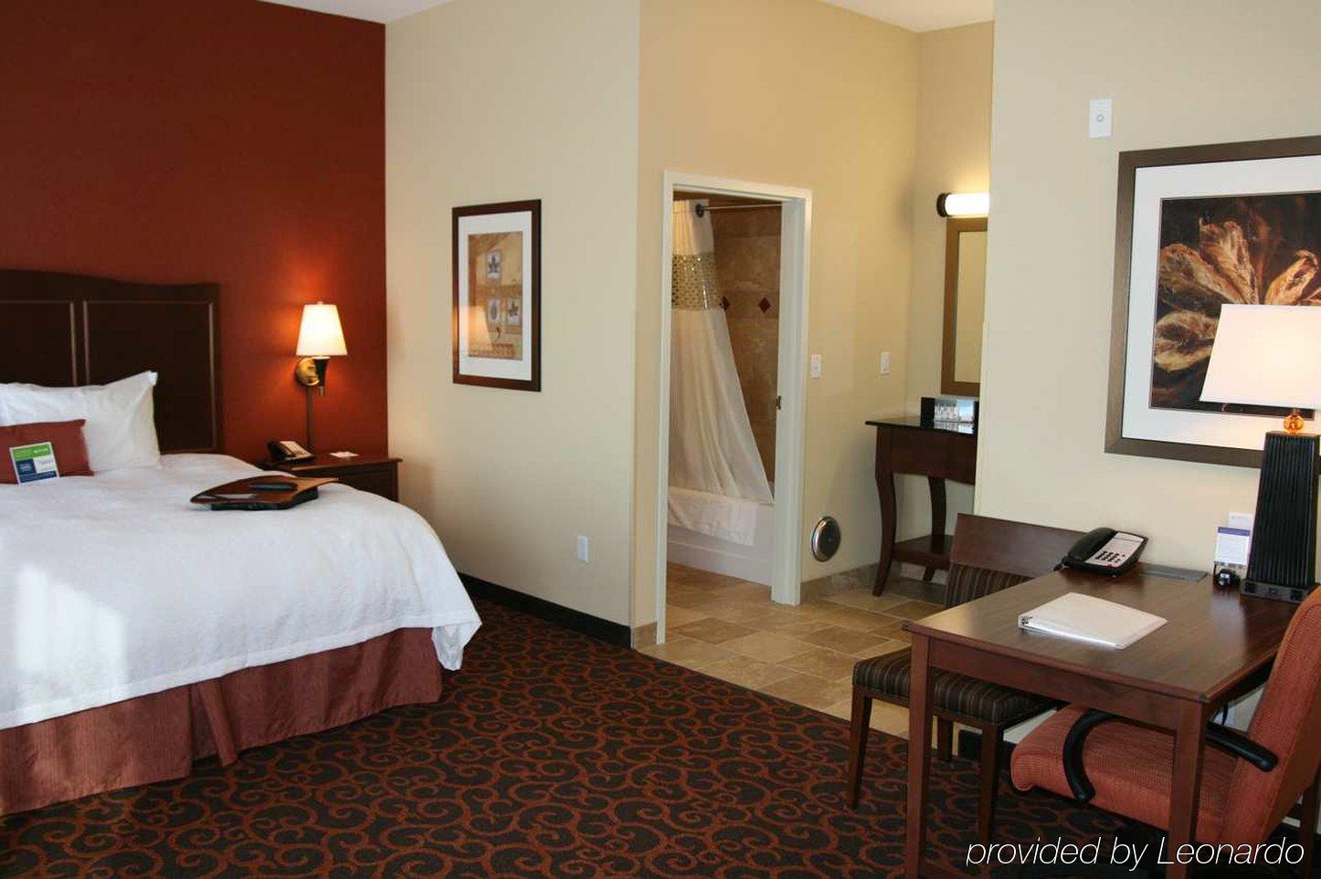 Hampton Inn & Suites Watertown Habitación foto